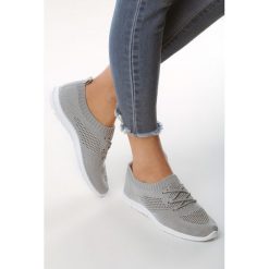 Szare Buty Sportowe Informative. Buty sportowe damskie Born2be. Za 79,99 zł.