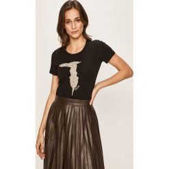 Trussardi Jeans - T-shirt. Białe bluzki damskie Trussardi Jeans, s, z aplikacjami, z elastanu, z okrągłym kołnierzem. Za 249,90 zł.