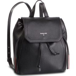 Plecak PATRIZIA PEPE - 2V8775/A4U8-K103 Nero. Czarne plecaki damskie Patrizia Pepe, bez wzorów, ze skóry, eleganckie. W wyprzedaży za 889,00 zł.