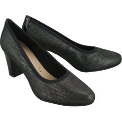 BIOECO BY ARKA BI 5137 1147 83 czarny, czółenka damskie. Czarne czółenka damskie Bioeco by Arka, bez wzorów, ze skóry, bez obcasa, na obcasie. Za 269,90 zł.