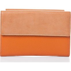 Portfele damskie: Skórzany portfel w kolorze pomarańczowym – 16,5 x 11 x 3,5 cm