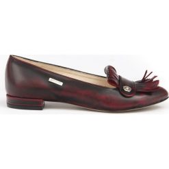 Balerinki z frędzlami - skóra naturalna - model 046 - kolor czarno-czerwony. Czerwone baleriny damskie Zapato, bez wzorów, z jeansu, klasyczne, bez obcasa, na obcasie. Za 299,00 zł.