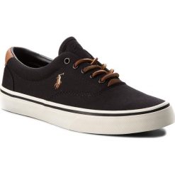 Tenisówki POLO RALPH LAUREN - Thorton 816713107001 Black. Czarne półbuty męskie Polo Ralph Lauren, na co dzień, bez wzorów, z gumy, eleganckie, bez zapięcia. W wyprzedaży za 239,00 zł.