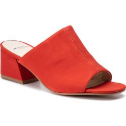 Klapki VAGABOND - Elena 4735-140-46 Tangerine. Czerwone klapki damskie Vagabond, bez wzorów, ze skóry, bez obcasa, na obcasie. W wyprzedaży za 289,00 zł.