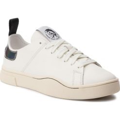 Sneakersy DIESEL - S-Clever Ls Y01985 P2546 H6792 Star White/Black. Białe półbuty damskie Diesel, ze skóry. W wyprzedaży za 439,00 zł.