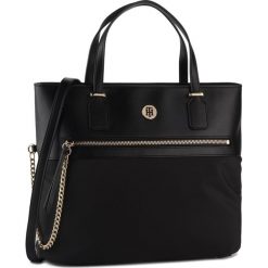 Torebka TOMMY HILFIGER - Core Nylon Med Tote AW0AW06825 002. Czarne torebki klasyczne damskie TOMMY HILFIGER, bez wzorów, ze skóry ekologicznej, klasyczne, na ramię, bez dodatków. Za 449,00 zł.