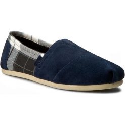 Półbuty TOMS - Classic 10009208 Navy Suede/Black Plaid. Niebieskie półbuty męskie Toms, na co dzień, bez wzorów, ze skóry, bez zapięcia. W wyprzedaży za 209,00 zł.