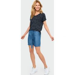 Szorty z lyocell'u. Spodnie damskie Greenpoint, bez wzorów, z lyocellu. Za 89,99 zł.