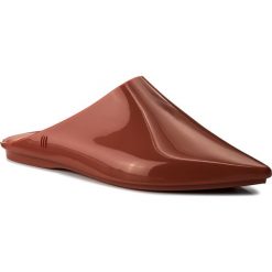 Klapki MELISSA - She Ad 32180 Copper 01399. Pomarańczowe klapki damskie Melissa, bez wzorów, z tworzywa sztucznego, bez obcasa. W wyprzedaży za 179,00 zł.