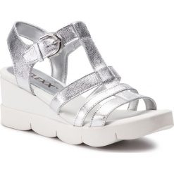 Sandały THE FLEXX - Cinstrap E3019/08 Silver. Szare klapki damskie The Flexx, bez wzorów, ze skóry, bez obcasa, na obcasie. W wyprzedaży za 259,00 zł.