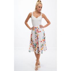 Kremowa spódnica w kwiaty 8261. Białe spódniczki damskie Fasardi, xxl, w kwiaty. Za 49,00 zł.