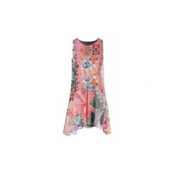 Sukienki krótkie Desigual LUCILLE. Różowe sukienki damskie Desigual, s, bez wzorów, bez kołnierzyka, z krótkim rękawem, krótkie, mini. Za 349,00 zł.
