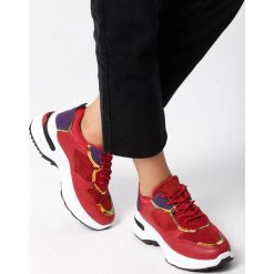 Czerwone Sneakersy Corn Lily. Czerwone buty sportowe damskie Born2be. Za 99,99 zł.
