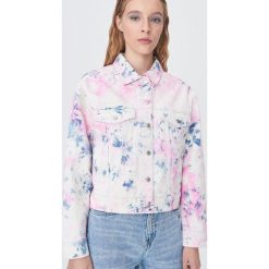 Kurtka jeansowa Atomówki - Wielobarwny. Kurtki damskie Sinsay, s, bez wzorów, z jeansu, bez kaptura. Za 119,99 zł.