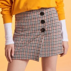 Spódnica mini z guzikami - Czarny. Czarne spódniczki damskie marki Cropp, s, bez wzorów, mini. Za 59,99 zł.