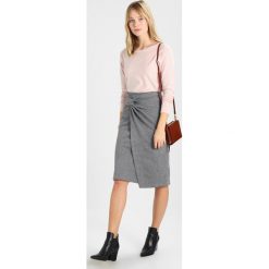 Swetry klasyczne damskie: Soyaconcept DOLLIE Sweter rose melange