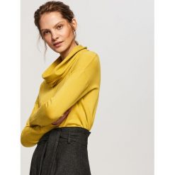 Sweter z szerokim golfem - Zielony. Zielone golfy damskie Reserved, l. Za 59,99 zł.