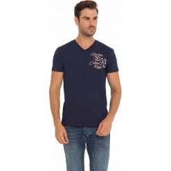 T-shirt w kolorze granatowym. Niebieskie t-shirty męskie Denim Culture, l, z nadrukiem. W wyprzedaży za 69,95 zł.