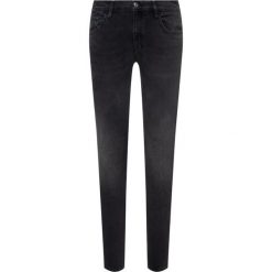 Jeansy Slim Fit Iceberg 20EI1P02SK16003. Czarne jeansy męskie Iceberg, m, bez wzorów, z elastanu. W wyprzedaży za 659,00 zł.