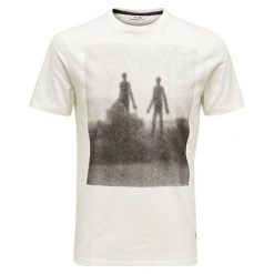 ONLY&SONS Koszulka męska Laban Camp SS Fitted Tee Cloud Dancer (rozmiar S). Koszulki męskie Only&Sons, s, bez wzorów, z bawełny, klasyczne, z klasycznym kołnierzykiem, bez rękawów. W wyprzedaży za 43,00 zł.