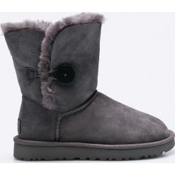 UGG - Botki. Szare botki damskie skórzane marki Ugg, z okrągłym noskiem. Za 999,90 zł.