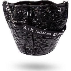 TOREBKA Armani exchange. Czarne torebki worki damskie Armani Exchange, z aplikacjami, z tkaniny, pikowane, z aplikacjami. Za 619,00 zł.