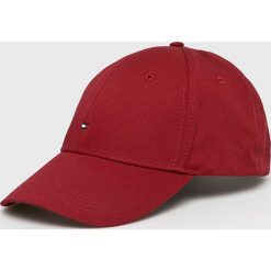 Tommy Hilfiger - Czapka/kapelusz AM0AM03040. Czerwone czapki męskie TOMMY HILFIGER, bez wzorów, z tkaniny. W wyprzedaży za 99,90 zł.