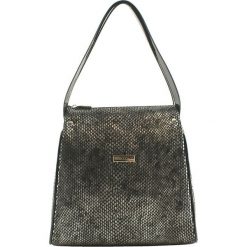 Skórzana torebka w kolorze srebrnym - (S)27 x (W)25 x (G)16 cm. Szare torebki klasyczne damskie Bosccolo, w paski, ze skóry. W wyprzedaży za 279,95 zł.