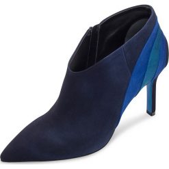 Botki Loriblu. Niebieskie botki damskie Loriblu, ze skóry, bez obcasa, z paskami. Za 2270,00 zł.