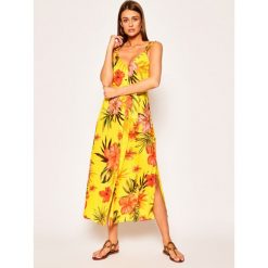 Sukienka plażowa Desigual Corgega 20SWMW37. Sukienki damskie Desigual, na plażę, m, bez wzorów, bez kołnierzyka, bez rękawów. W wyprzedaży za 249,00 zł.