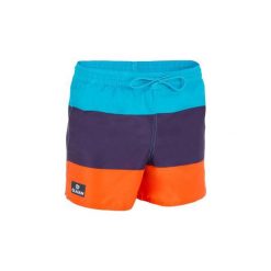 Spodenki surfing krótkie BBS 100 Block dla dzieci. Niebieskie spodenki chłopięce OLAIAN, bez wzorów, z poliesteru, sportowe, krótkie. W wyprzedaży za 19,99 zł.