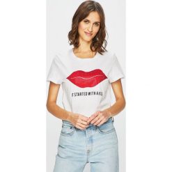 Silvian Heach - Top. Białe topy damskie marki Silvian Heach, s, z nadrukiem, z bawełny, z okrągłym kołnierzem. Za 239,90 zł.