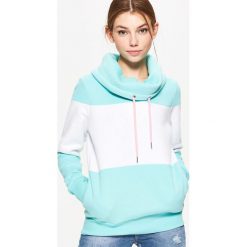 Bluzy damskie: Bluza z szerokim kołnierzem – Turkusowy