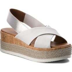 Espadryle INUOVO - 8761 White/Silver. Białe espadryle damskie marki Inuovo, bez wzorów, ze skóry, bez obcasa. W wyprzedaży za 199,00 zł.