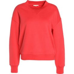 Bluzy damskie: Filippa K Bluza scarlet