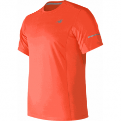 New Balance MT73916DME. Czerwone t-shirty męskie marki New Balance, s, z poliesteru, do biegania. W wyprzedaży za 49,99 zł.