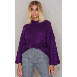 Swetry klasyczne damskie: NA-KD Puszysty sweter – Purple