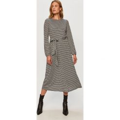 Only - Sukienka. Czarne sukienki damskie ONLY, na co dzień, s, bez wzorów, z elastanu, casualowe, z okrągłym kołnierzem, z długim rękawem, długie, midi, proste. Za 149,90 zł.