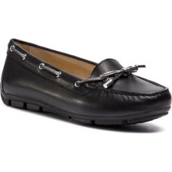Mokasyny GEOX - D Marva A D9243A 043AJ C9244 Black/Dk Silver. Czarne mokasyny damskie Geox, z aplikacjami, ze skóry, bez obcasa, na płaskiej podeszwie, bez zapięcia. W wyprzedaży za 229,00 zł.