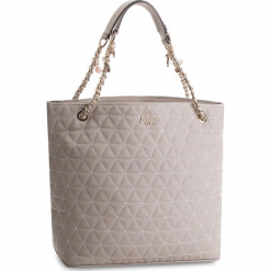 Torebka GUESS - HWVG69 88230 CLD. Szare torebki klasyczne damskie Guess, z aplikacjami, ze skóry ekologicznej, duże. Za 649,00 zł.