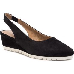 Sandały TAMARIS - 1-29504-24 Black 001. Czarne klapki damskie Tamaris, bez wzorów, ze skóry, bez obcasa, na koturnie. W wyprzedaży za 179,00 zł.
