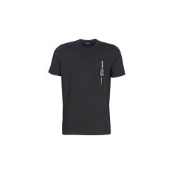 T-shirty z krótkim rękawem Diesel T JUST POCKET. Czarne t-shirty męskie Diesel, s, bez wzorów, bez kołnierzyka, krótkie. Za 175,20 zł.