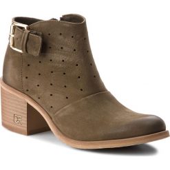 Botki CARINII - B4229 I43-000-000-861. Zielone buty zimowe damskie marki Carinii, z nubiku, na obcasie. W wyprzedaży za 239,00 zł.