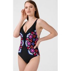 Desigual Floral Mandala Kostium kąpielowy jednoczęściowy Czarny. Czarne stroje kąpielowe damskie Desigual, m, bez wzorów, z elastanu. Za 326,95 zł.