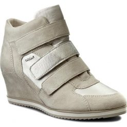 Sneakersy GEOX - D Illusion D D7254D 021BV C0997 Ecri/Platynowy. Szare sneakersy damskie marki Geox, z gumy. W wyprzedaży za 389,00 zł.