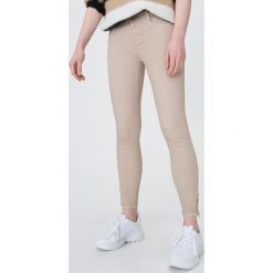 Spodnie slim fit z zamkami - Beżowy. Brązowe spodnie damskie Sinsay, bez wzorów. W wyprzedaży za 47,99 zł.