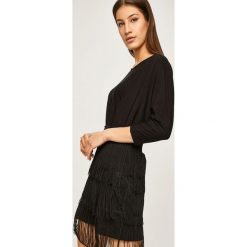 Answear - Bluzka. Czarne bluzki damskie ANSWEAR, s, bez wzorów, z elastanu, z okrągłym kołnierzem, bez rękawów. W wyprzedaży za 59,90 zł.