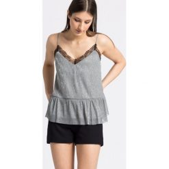 Review - Top. Szare topy damskie marki Review, s, z poliesteru. W wyprzedaży za 49,90 zł.