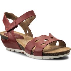 Sandały JOSEF SEIBEL - Hailey 25 81525 62 450 Hibiscus. Czerwone klapki damskie marki Josef Seibel, bez wzorów, ze skóry ekologicznej, bez obcasa, na obcasie. W wyprzedaży za 239,00 zł.