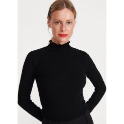 Sweter z półgolfem - Czarny. Czarne swetry damskie Reserved, s, bez wzorów, bez rękawów, bez kaptura. Za 69,99 zł.